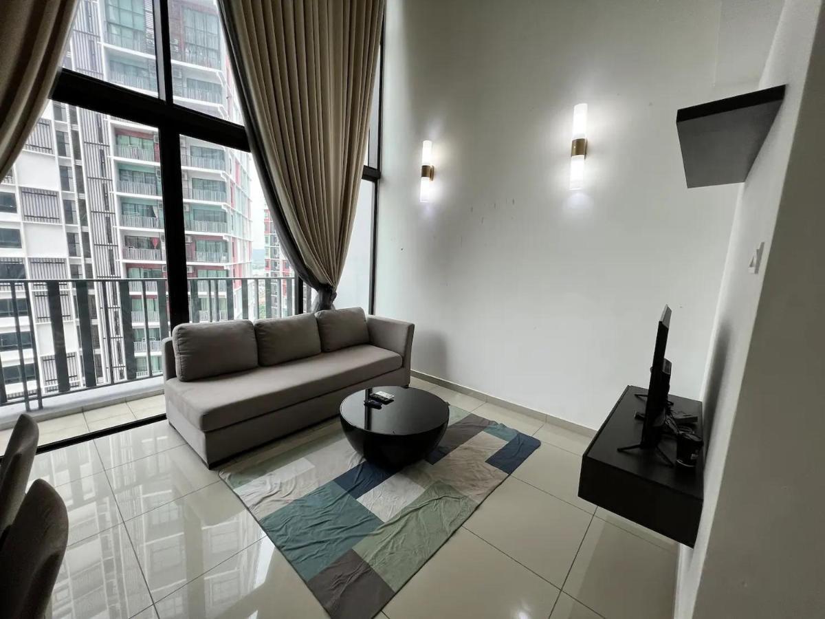 Luxury Large Duplex 2 Bedroom @ Icity * Shah Alam